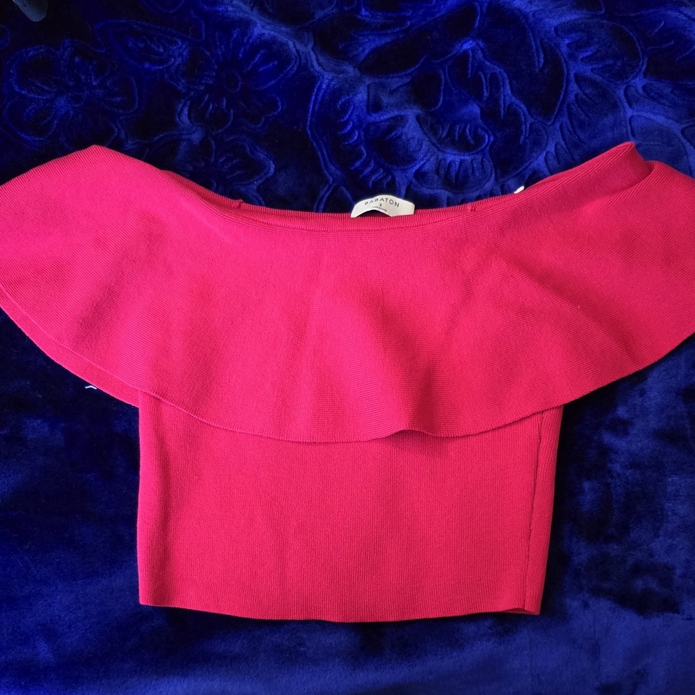 BABATON Off-Shoulder Pink‎ Top